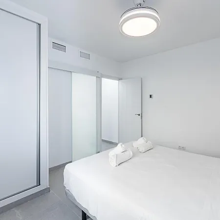 דירה Paloma - 3 Min Walk To Balcon De Europa & נרחה