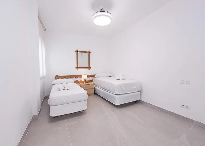 Paloma - 3 Min Walk To Balcon De Europa & Apartment *